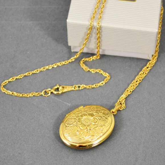 1990 Avon Tender Touches Locket Necklace - Picture 5 of 6